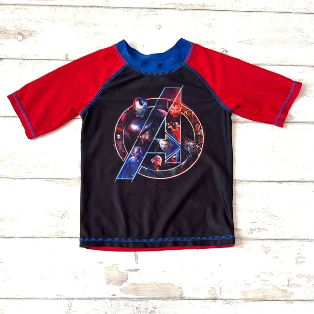 Boys 4/5 Avengers Swim Shirt Rashguard Swimsuit Top Marvel Superheroes 4T 5T